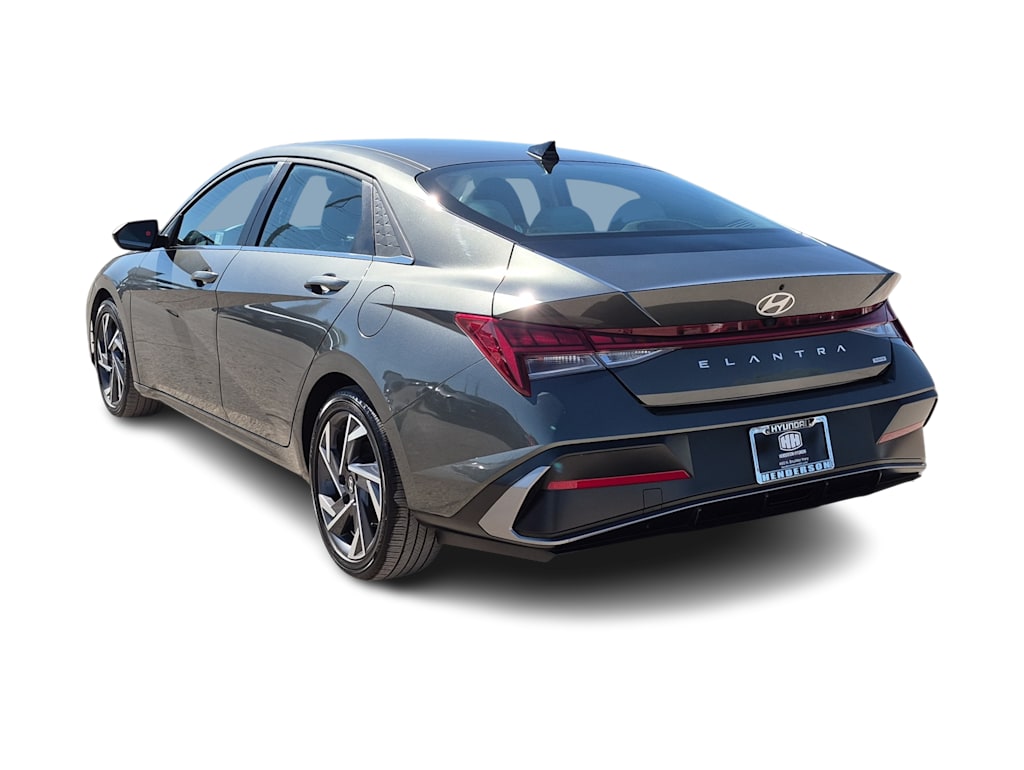 Thumbnail: 2025 Hyundai Elantra - 4
