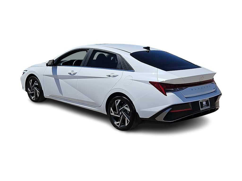 Thumbnail: 2024 Hyundai Elantra - 4