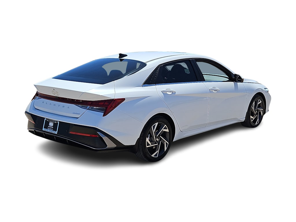Thumbnail: 2024 Hyundai Elantra - 21