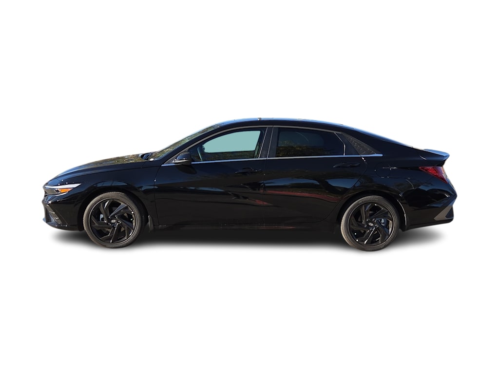 Thumbnail: 2026 Hyundai Elantra - 3