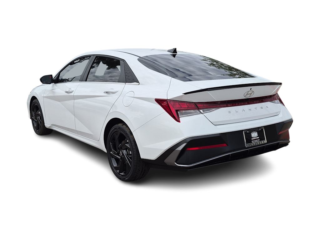 Thumbnail: 2026 Hyundai Elantra - 4