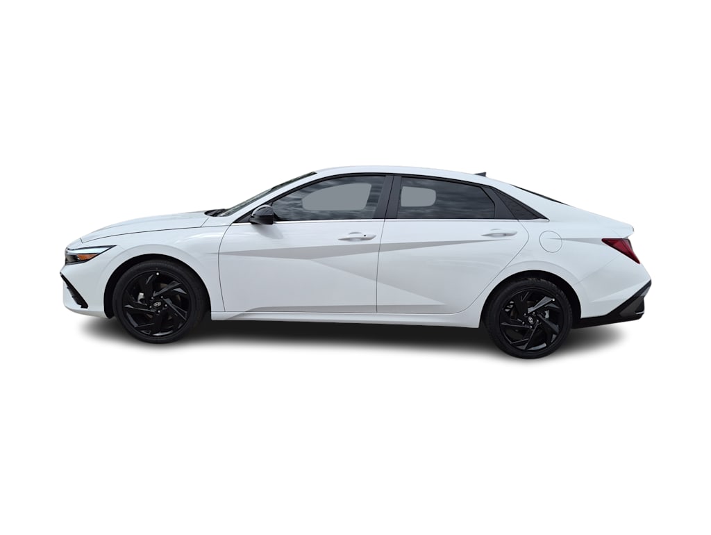 Thumbnail: 2026 Hyundai Elantra - 3