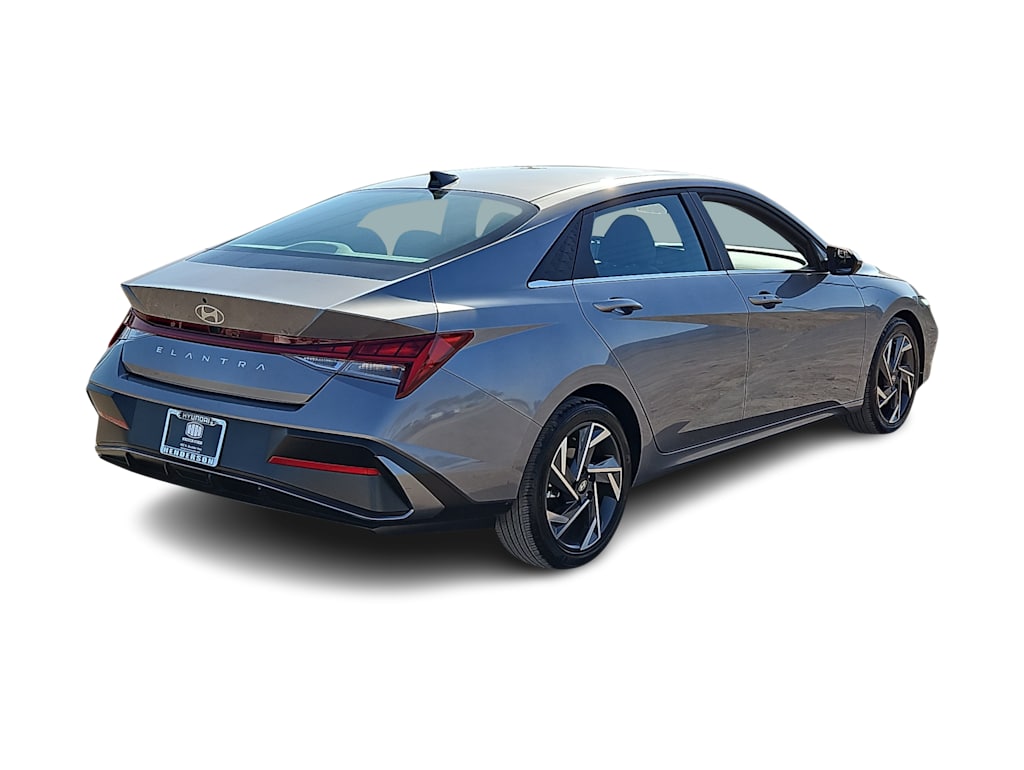 Thumbnail: 2025 Hyundai Elantra - 22