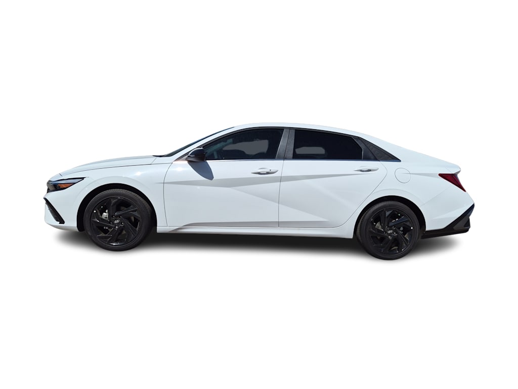 Thumbnail: 2026 Hyundai Elantra - 3