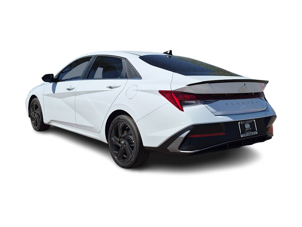 Thumbnail: 2026 Hyundai Elantra - 4