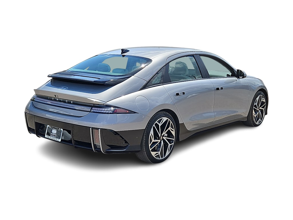 Thumbnail: 2023 Hyundai Ioniq 6 - 18