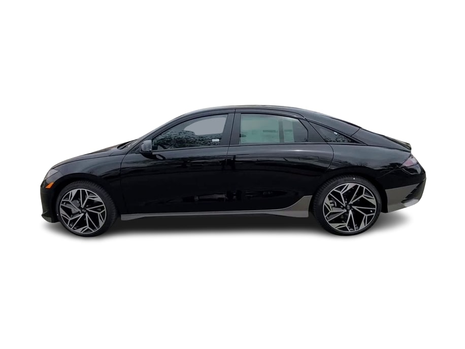 Thumbnail: 2023 Hyundai Ioniq 6 - 3