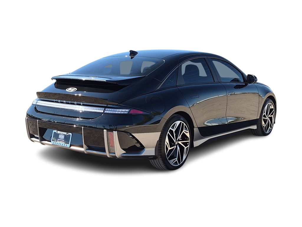 Thumbnail: 2023 Hyundai Ioniq 6 - 20