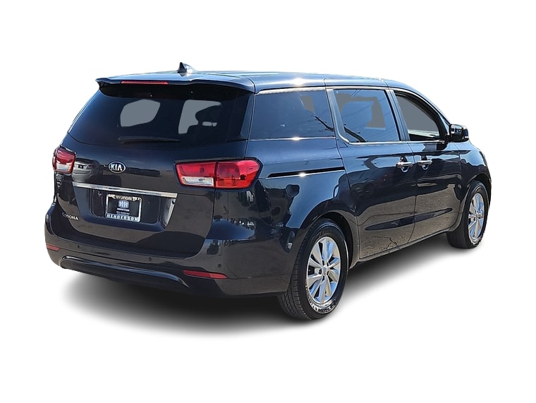 2016 Kia Sedona L 22