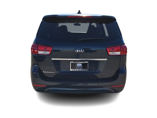 2016 Kia Sedona L 5