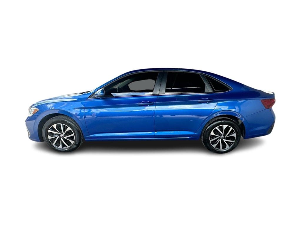 Thumbnail: 2023 Volkswagen Jetta - 3