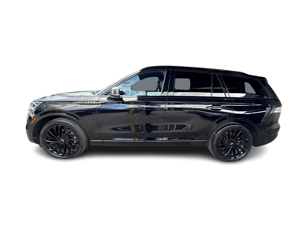 Thumbnail: 2024 Lincoln Aviator - 3