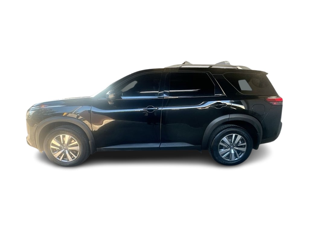 Thumbnail: 2023 Nissan Pathfinder - 3