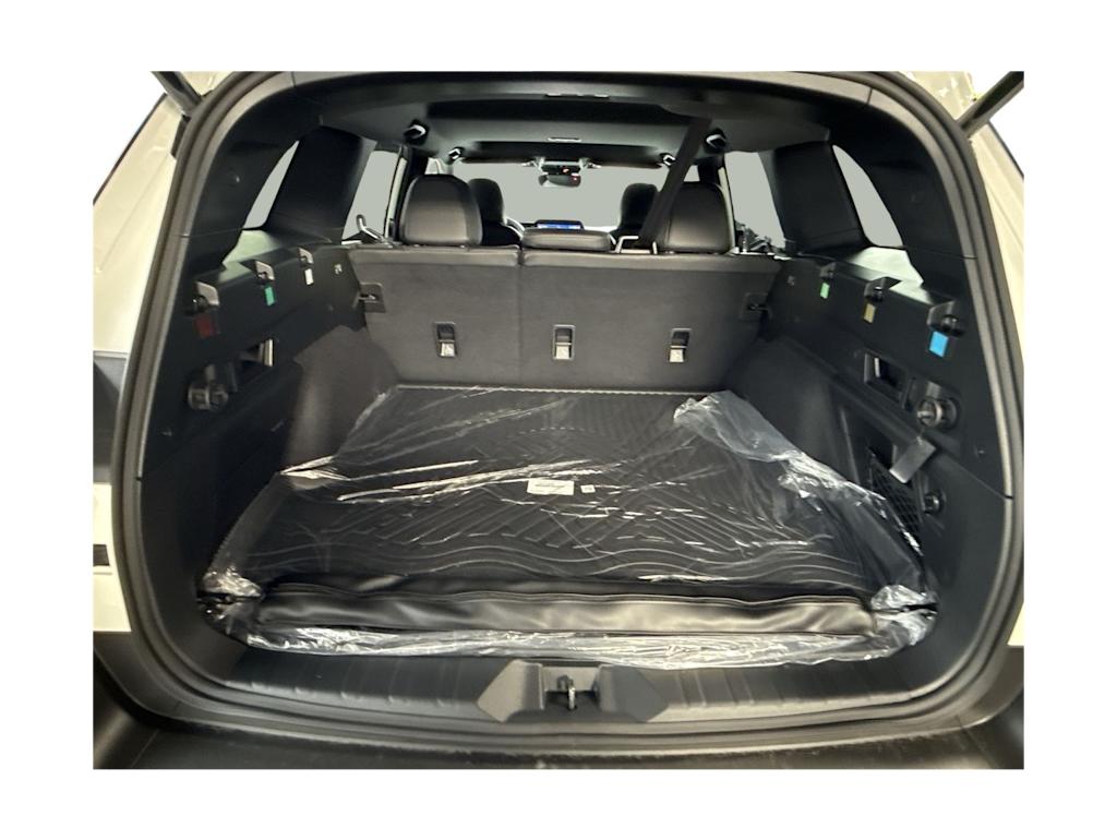 Thumbnail: 2026 Subaru Outback - 18