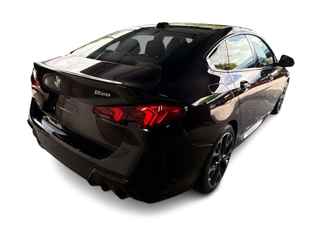 Thumbnail: 2025 BMW 2 Series - 22