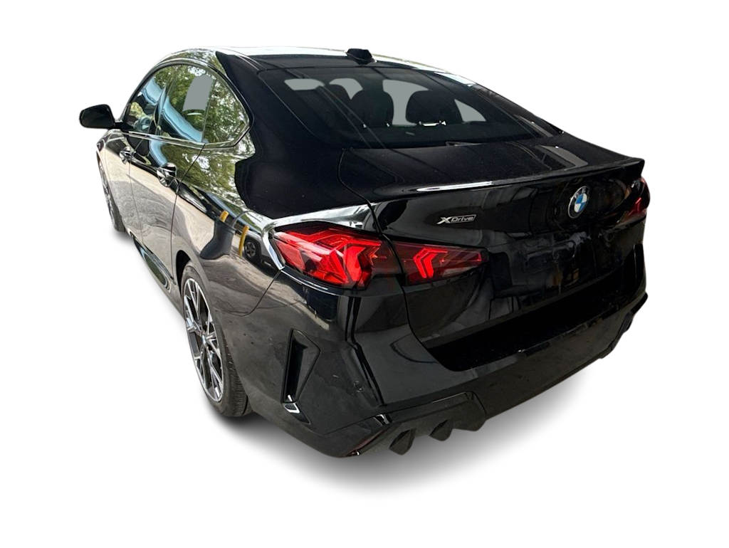 Thumbnail: 2025 BMW 2 Series - 4