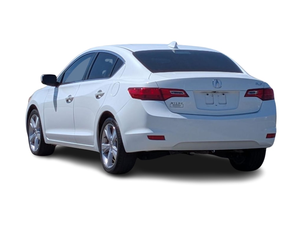 Thumbnail: 2013 Acura ILX - 4