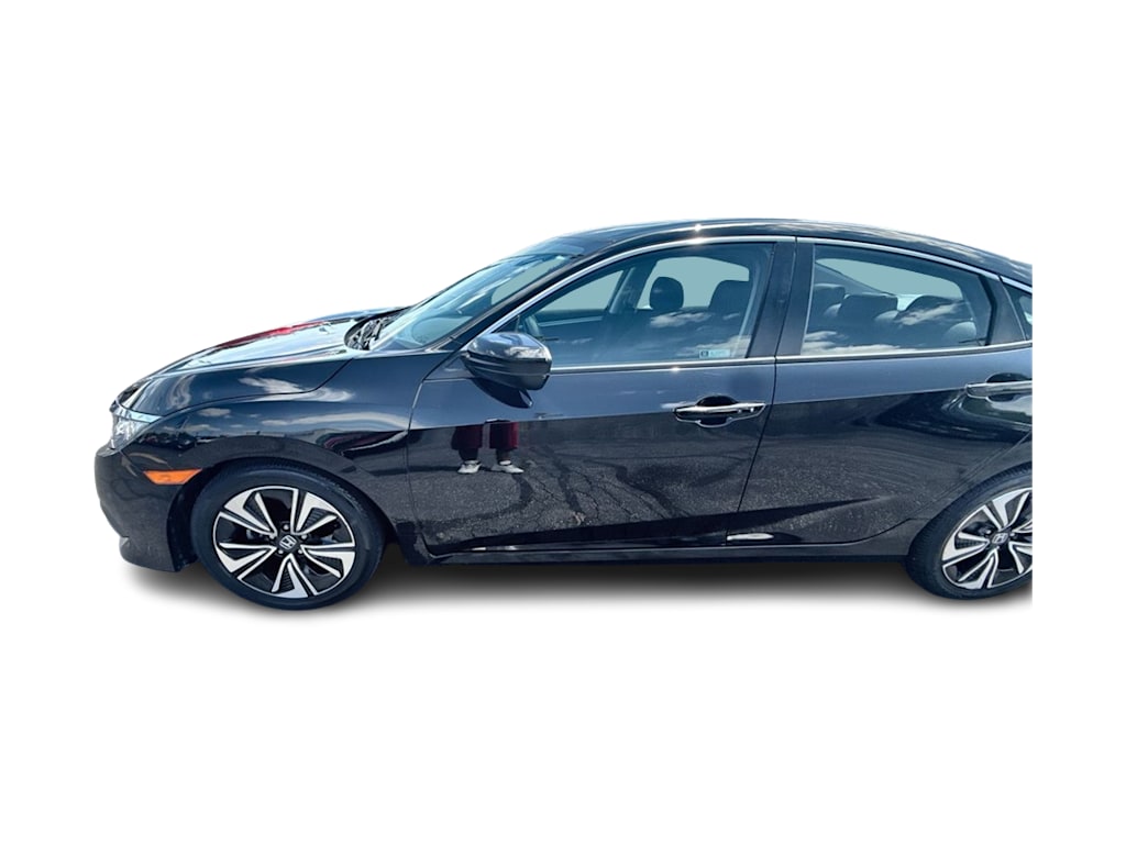 Used 2018 Honda Civic EX-T with VIN 19XFC1F31JE002101 for sale in Casper, WY