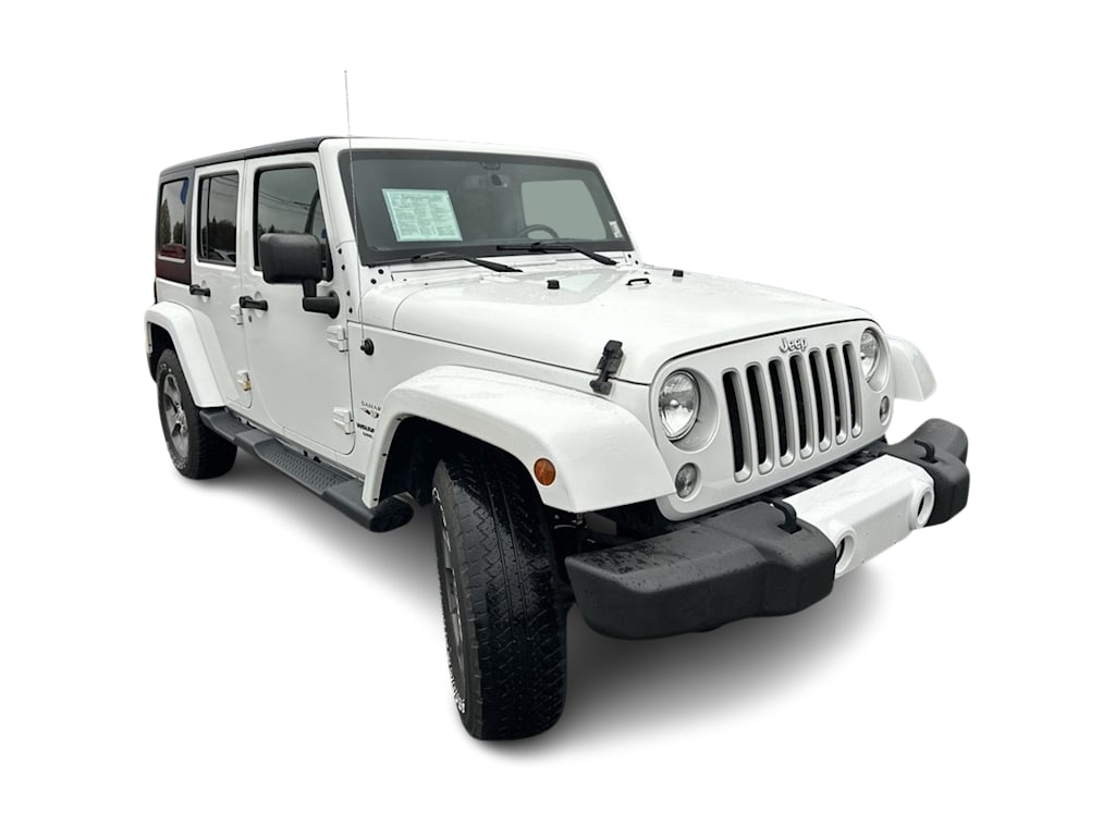 2016 Jeep Wrangler Unlimited Sahara 17