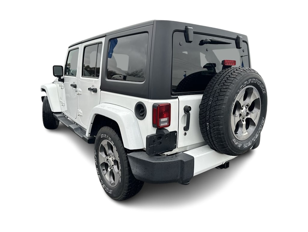 2016 Jeep Wrangler Unlimited Sahara 4