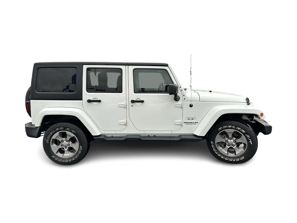 2016 Jeep Wrangler Unlimited Sahara 16