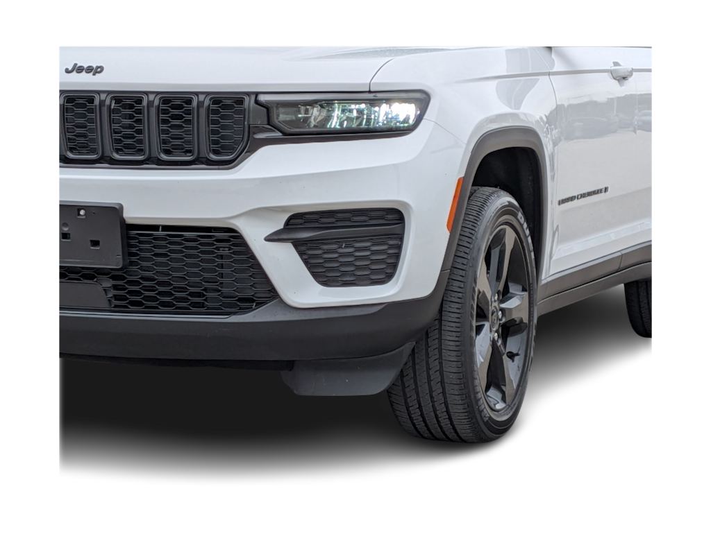 Thumbnail: 2023 Jeep Grand Cherokee - 24