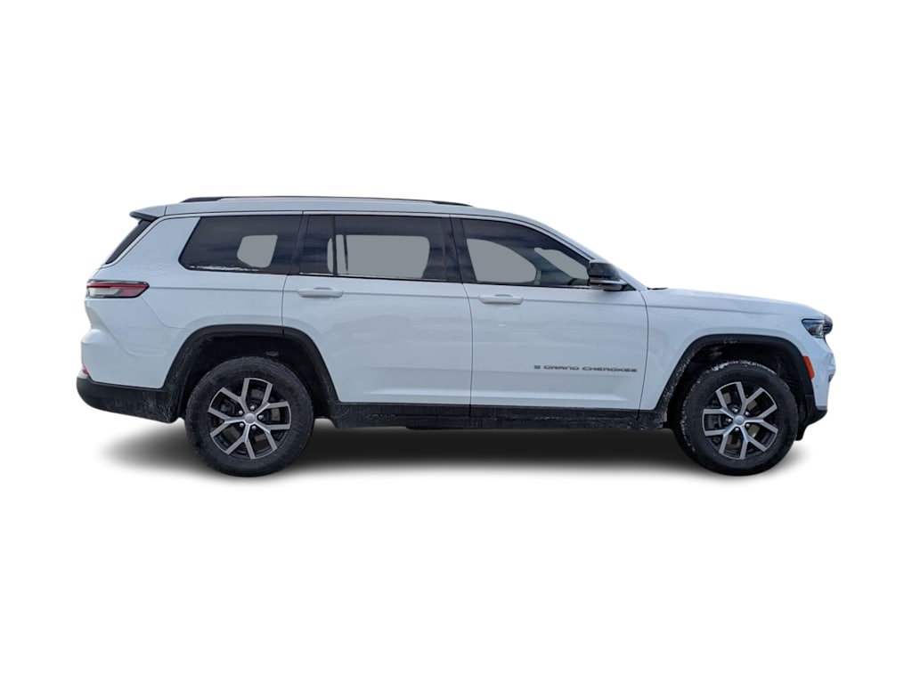 Thumbnail: 2023 Jeep Grand Cherokee L - 19