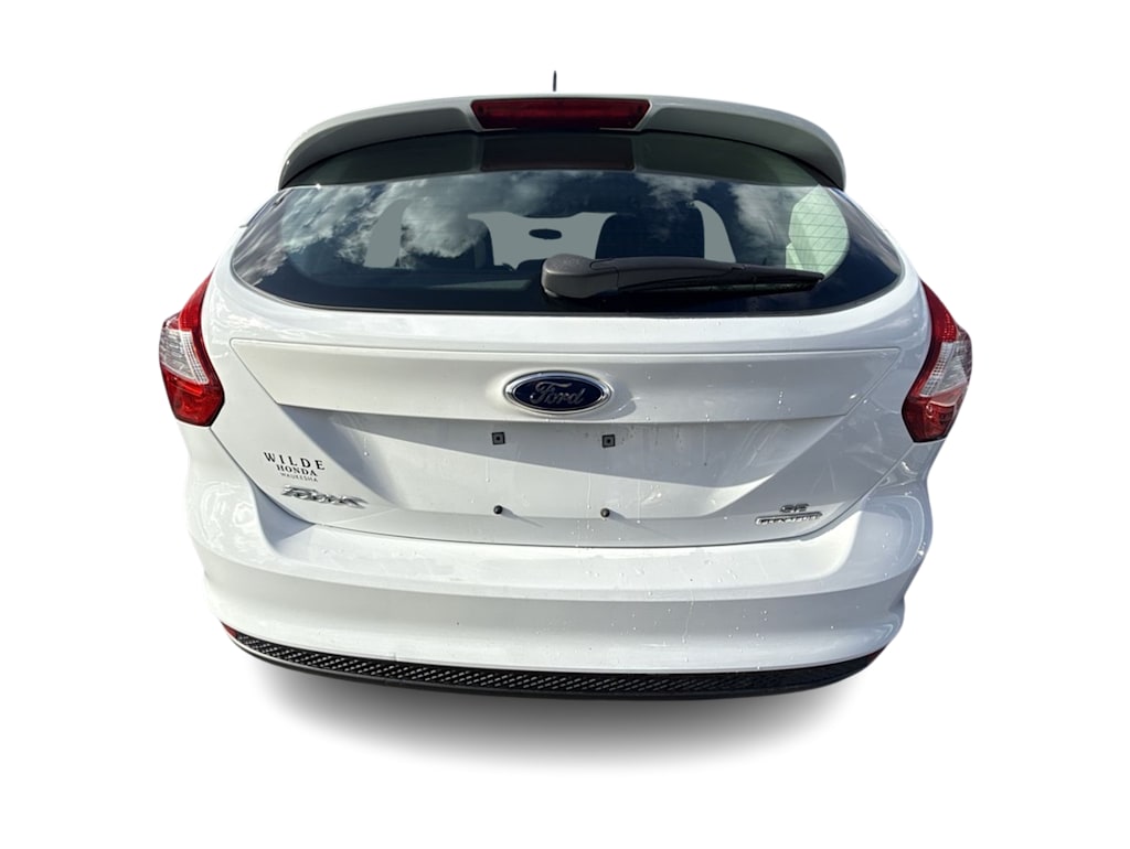 2014 Ford Focus SE 22