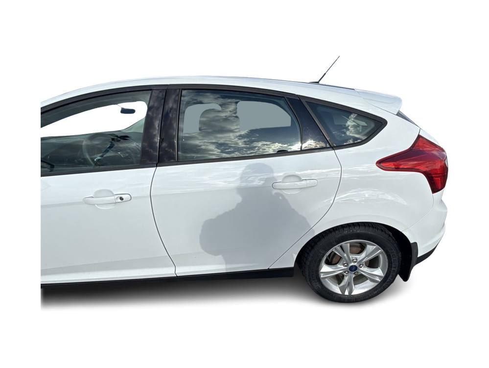 2014 Ford Focus SE 17