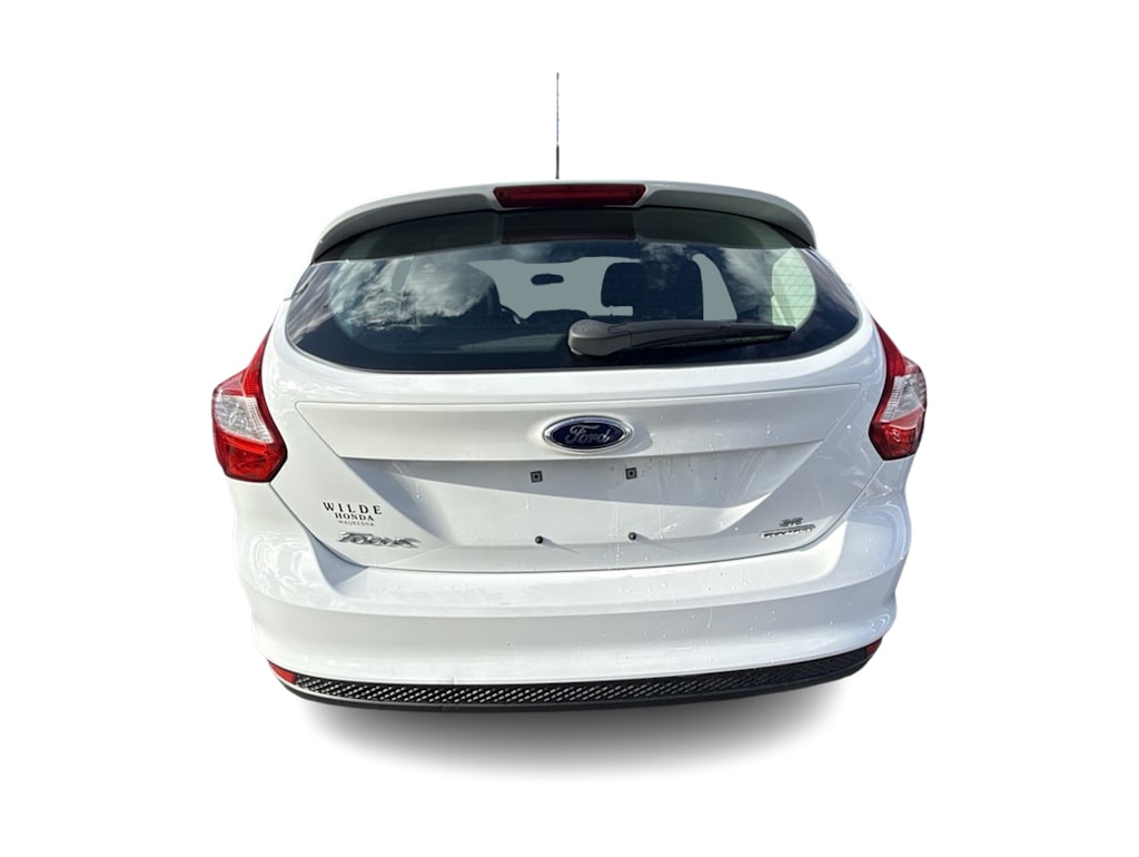 2014 Ford Focus SE 21