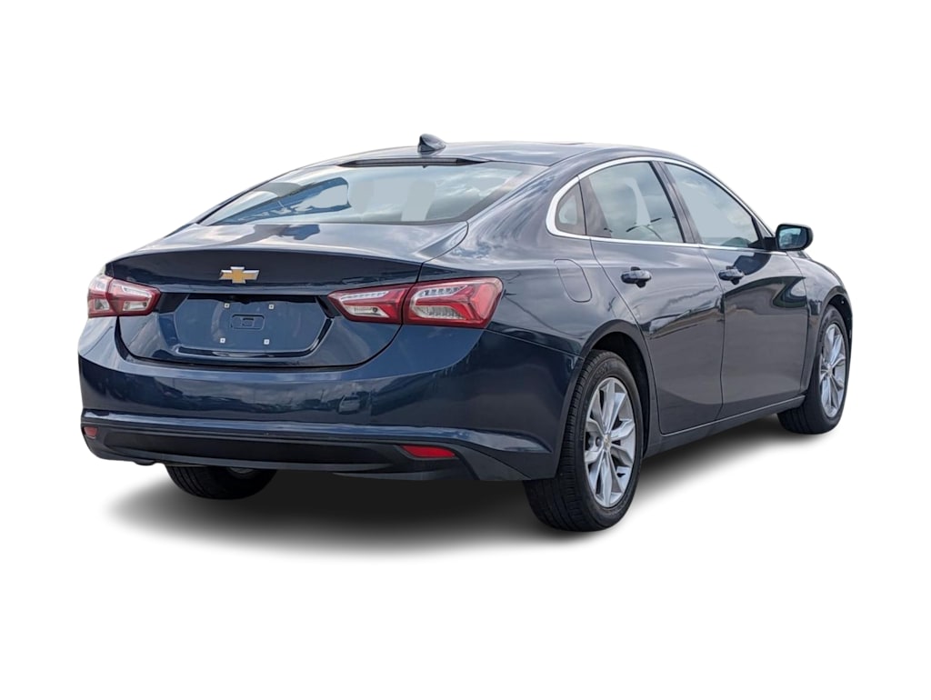 Thumbnail: 2022 Chevrolet Malibu - 18