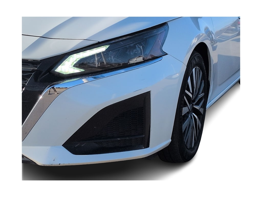 Thumbnail: 2025 Nissan Altima - 23