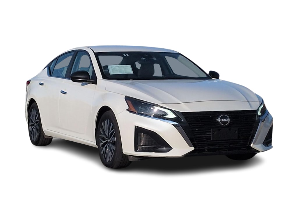 Thumbnail: 2025 Nissan Altima - 22