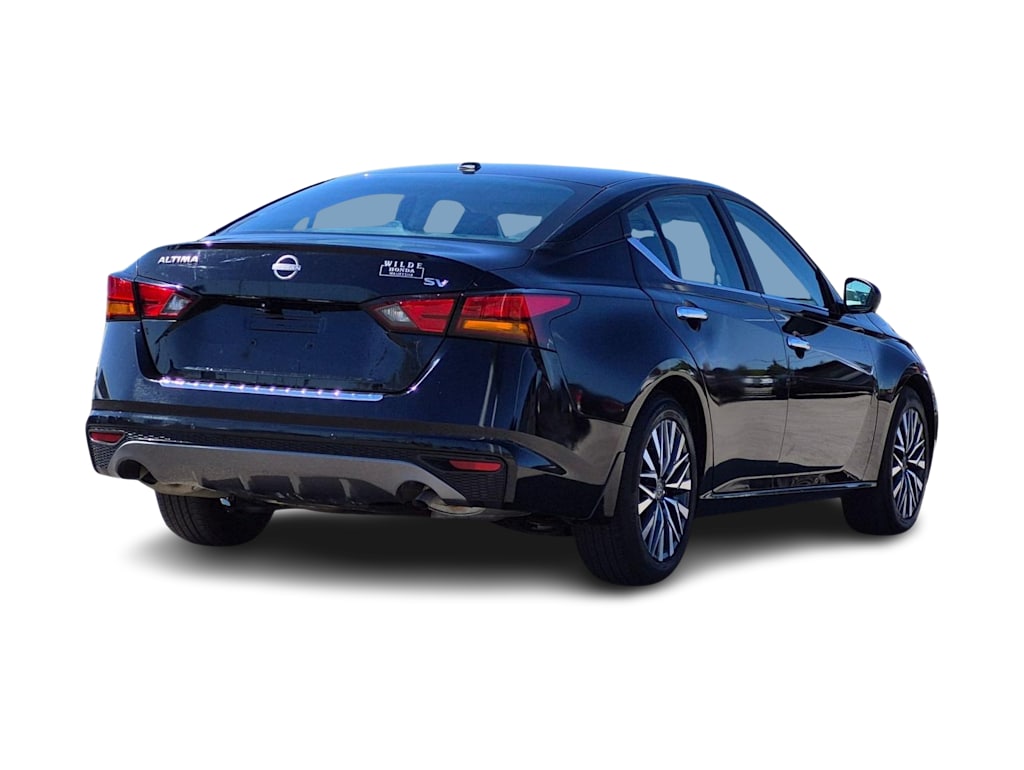 Thumbnail: 2025 Nissan Altima - 18
