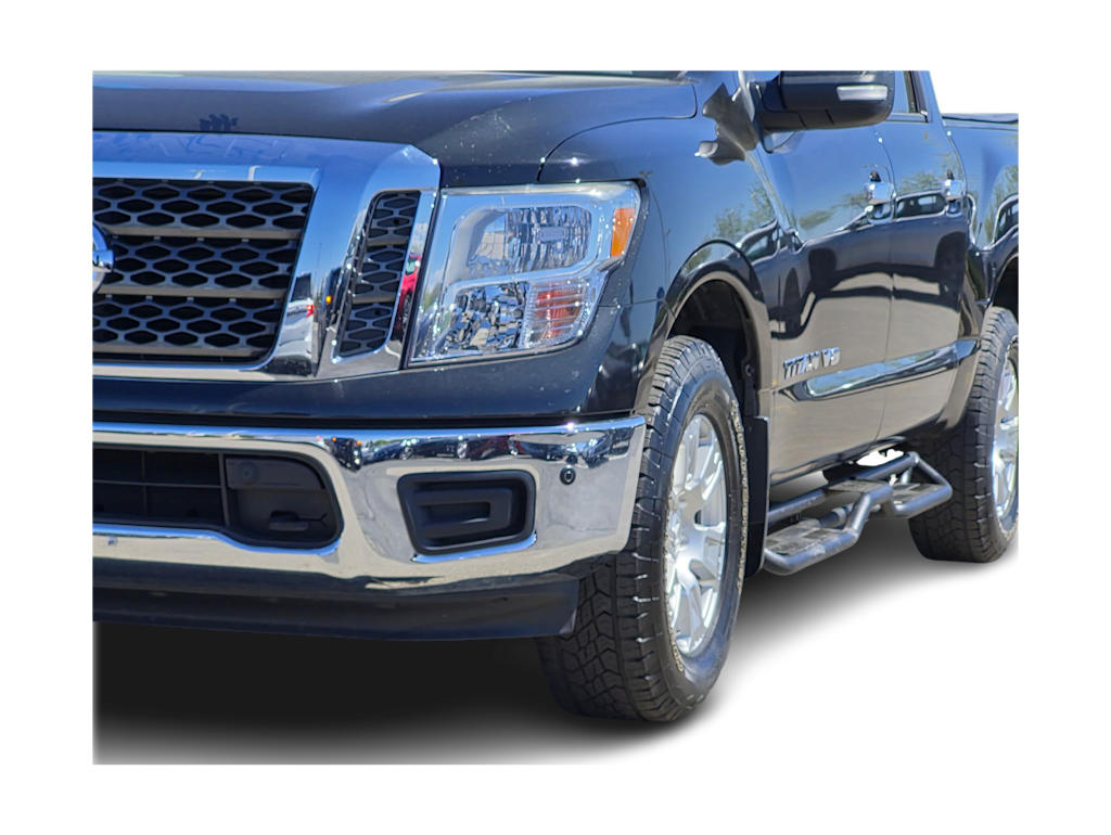 Thumbnail: 2018 Nissan Titan - 21