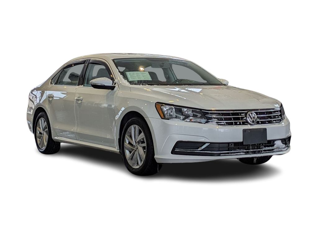 Thumbnail: 2018 Volkswagen Passat - 22