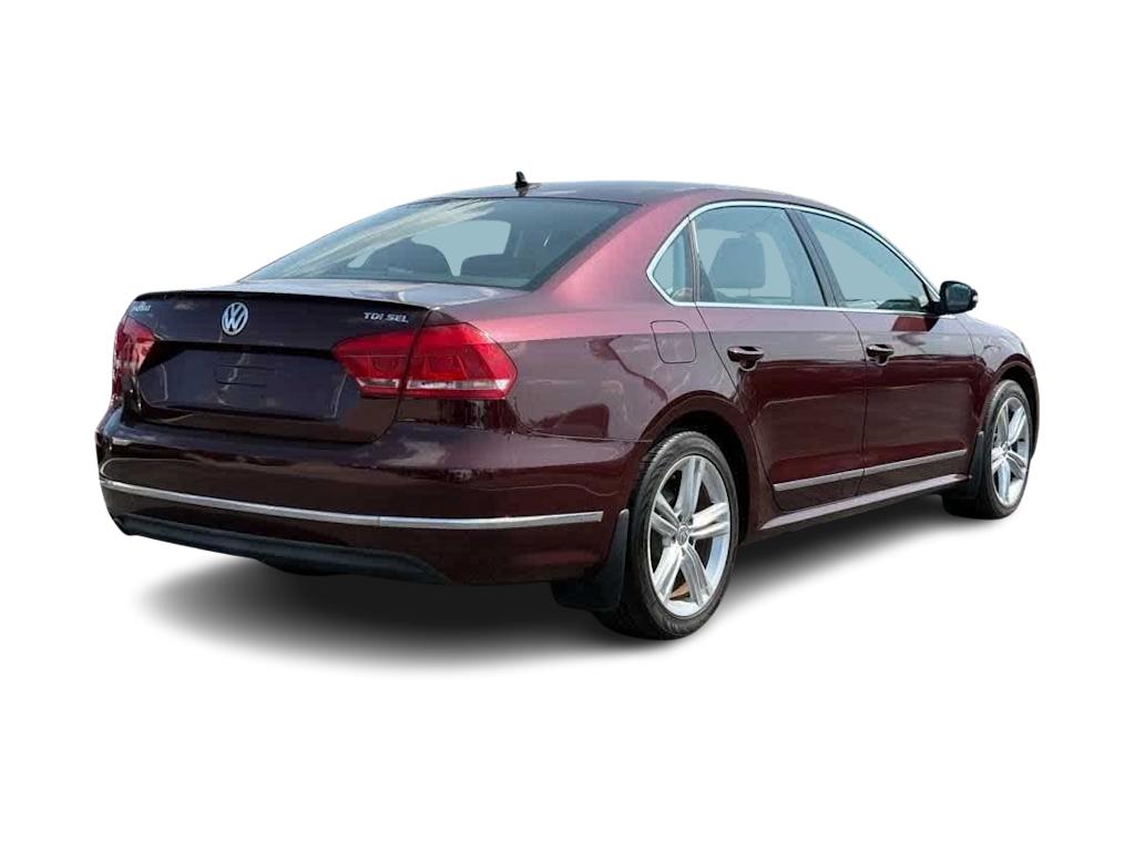 Thumbnail: 2014 Volkswagen Passat - 18
