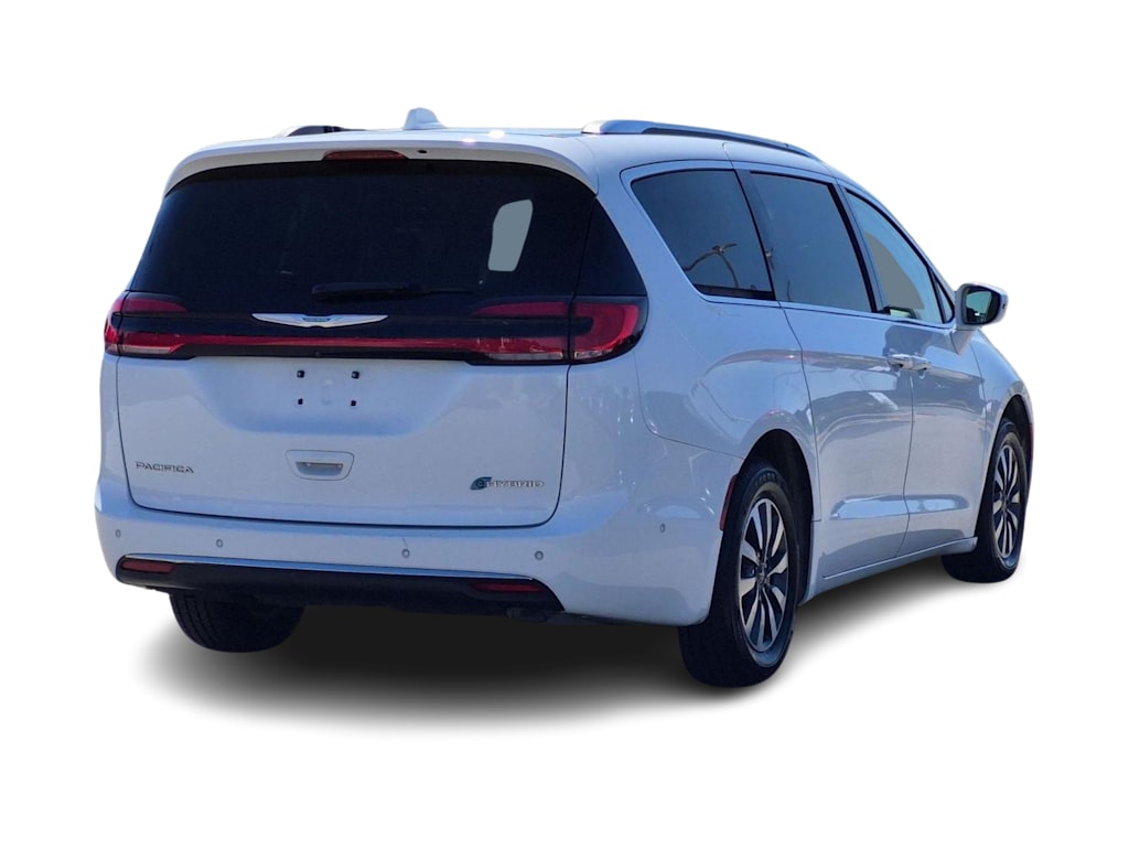 Thumbnail: 2021 Chrysler Pacifica - 18