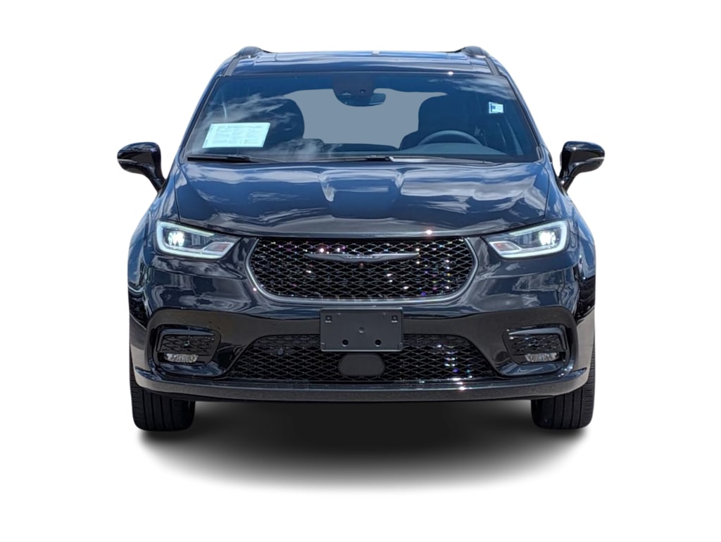 Thumbnail: 2023 Chrysler Pacifica - 21