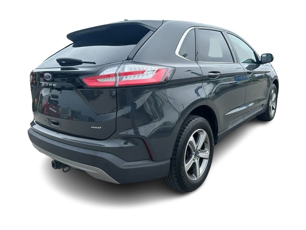 Thumbnail: 2021 Ford Edge - 16