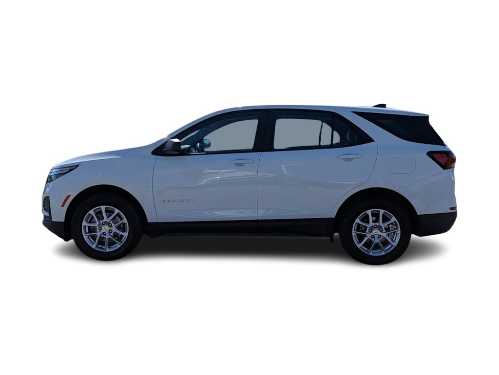 Thumbnail: 2022 Chevrolet Equinox - 3