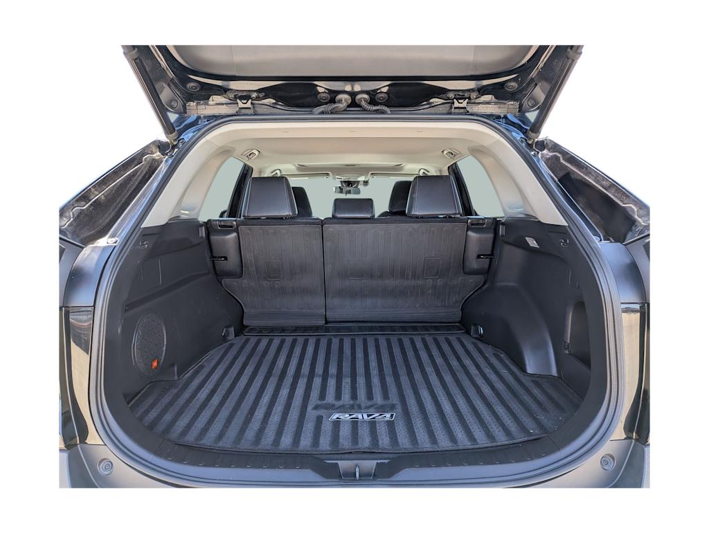Thumbnail: 2021 Toyota RAV4 - 15