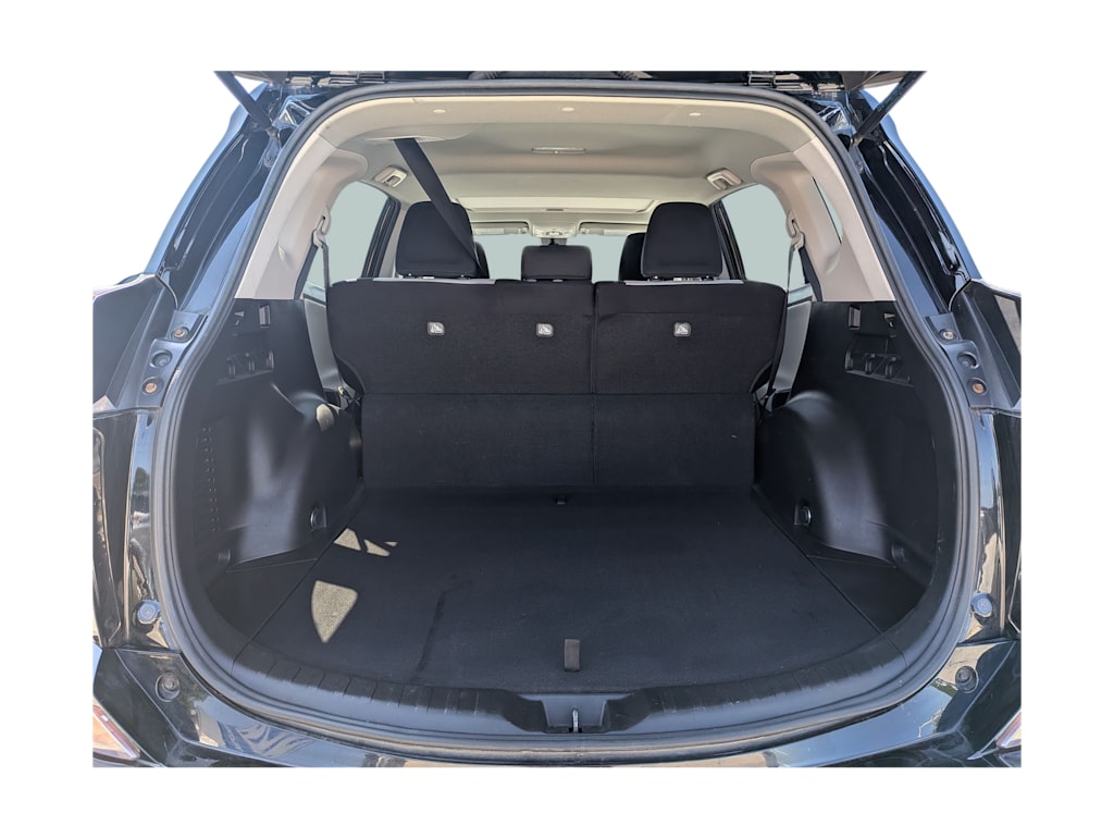 Thumbnail: 2017 Toyota RAV4 - 15