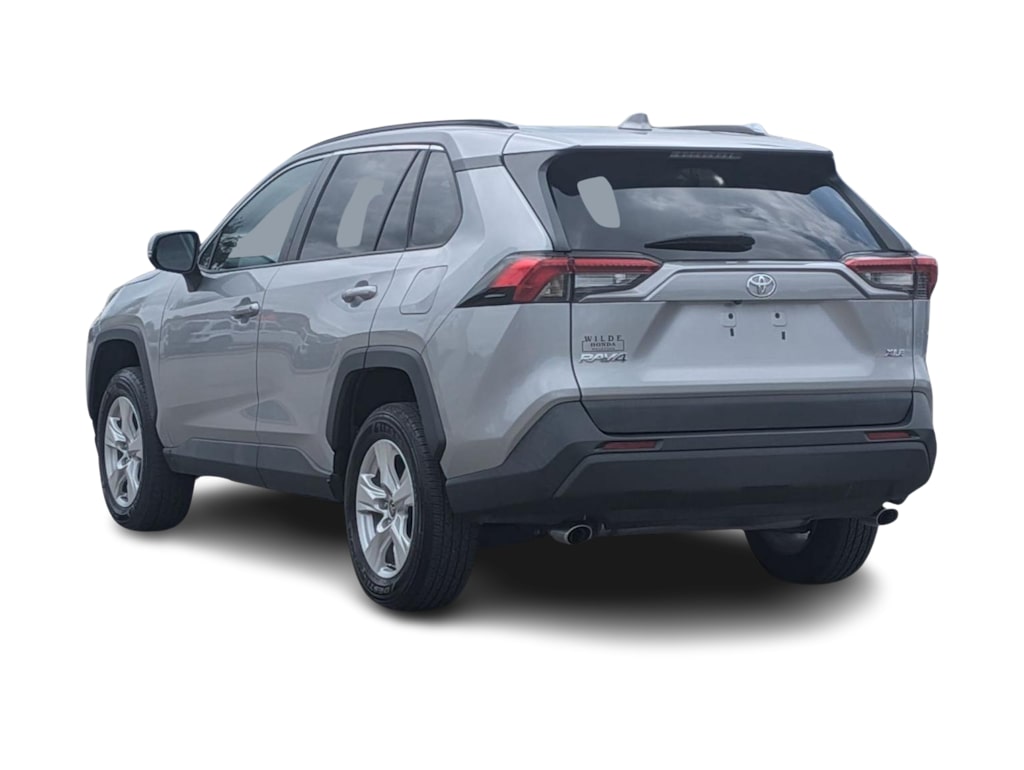 Thumbnail: 2021 Toyota RAV4 - 4