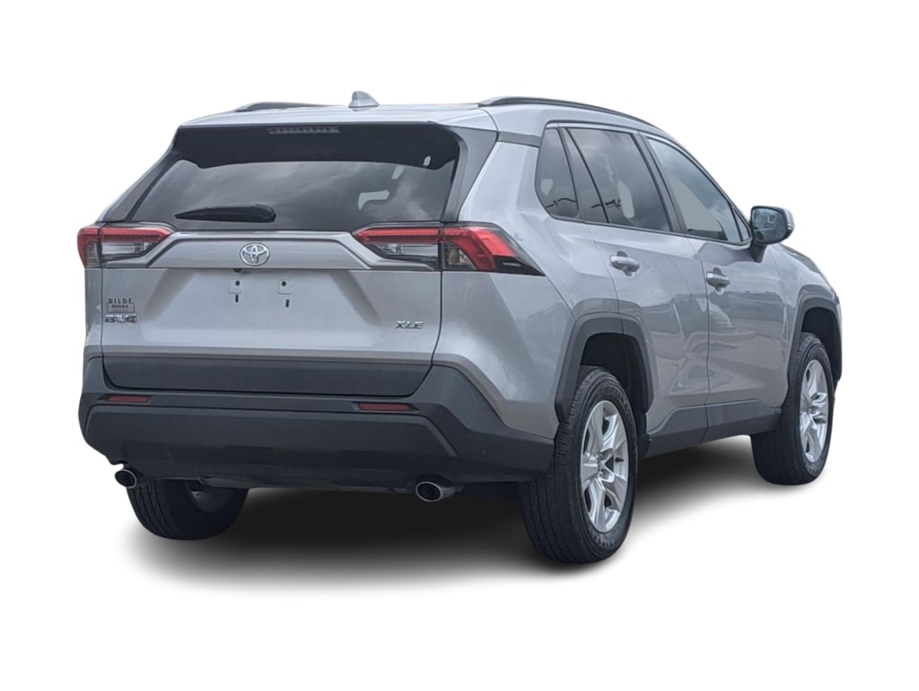 Thumbnail: 2021 Toyota RAV4 - 19