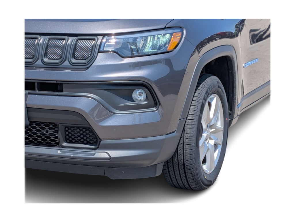 Thumbnail: 2022 Jeep Compass - 25