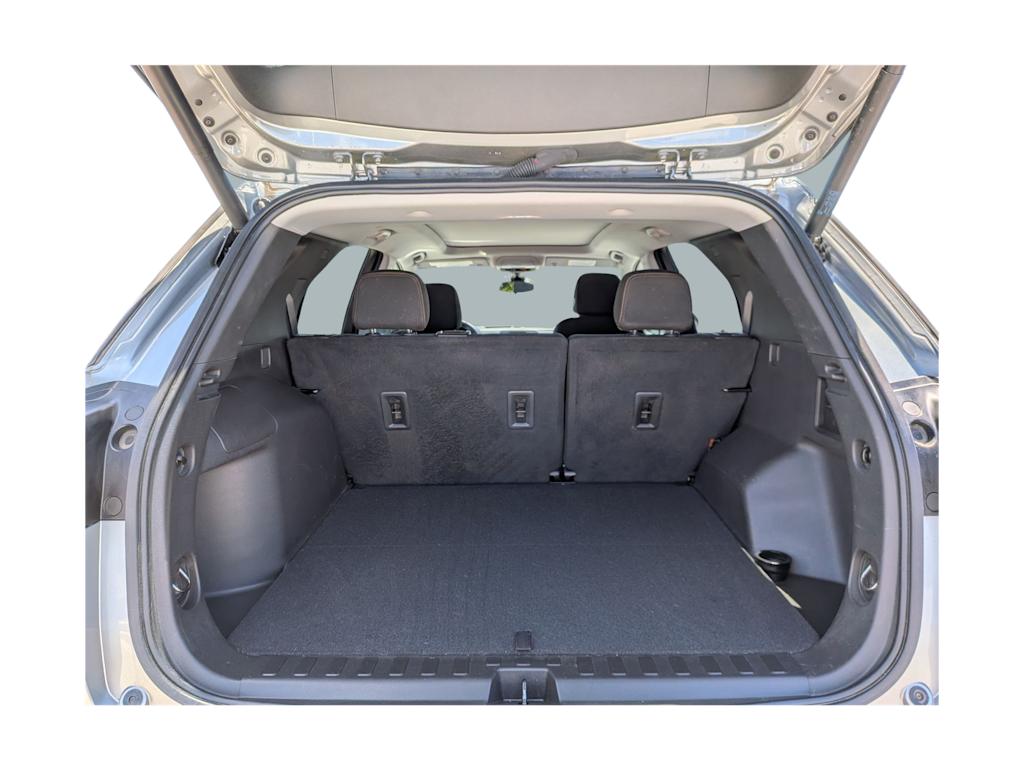 Thumbnail: 2023 Chevrolet Equinox - 16