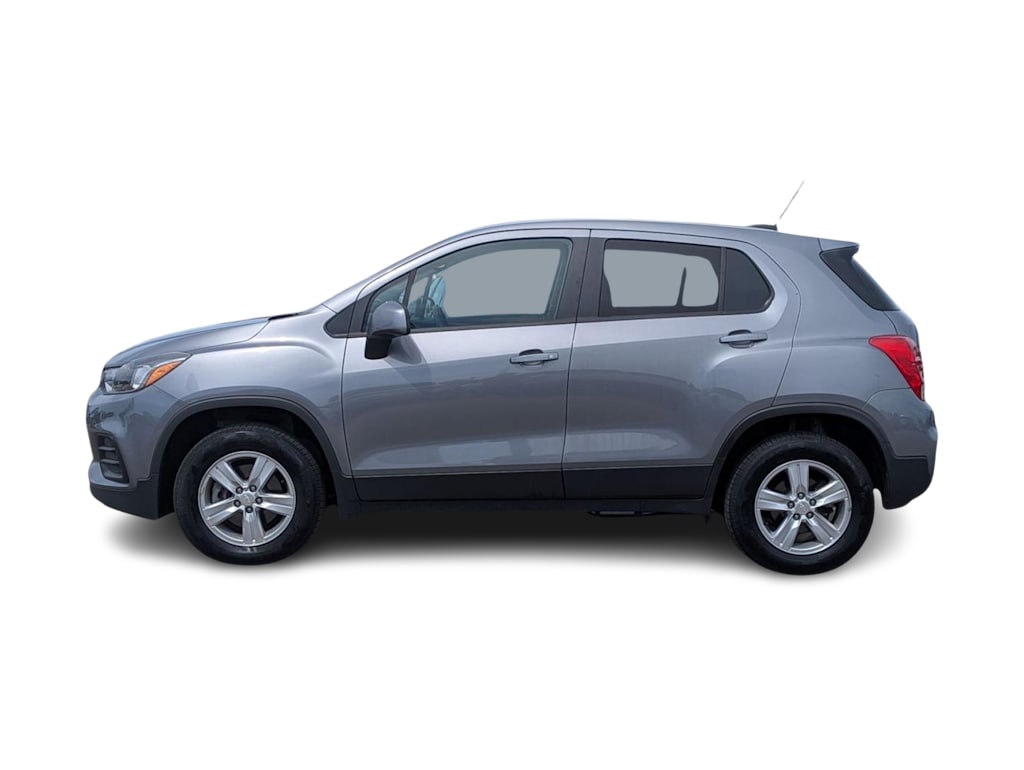 Thumbnail: 2020 Chevrolet Trax - 3
