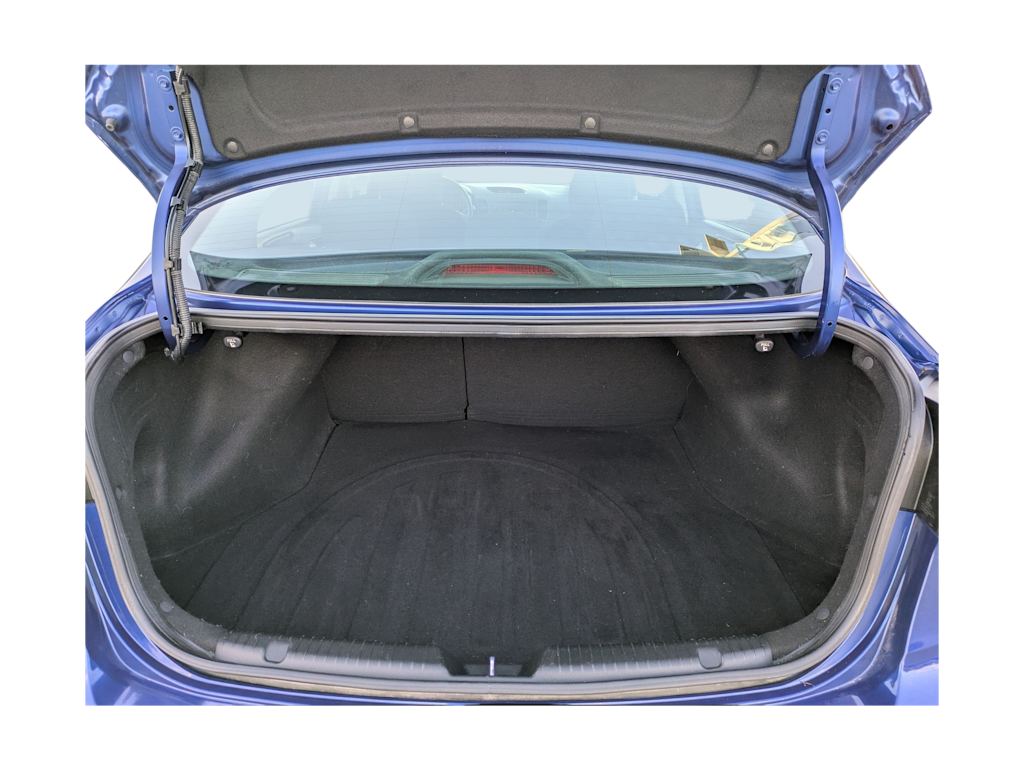 Thumbnail: 2018 Kia Forte - 17