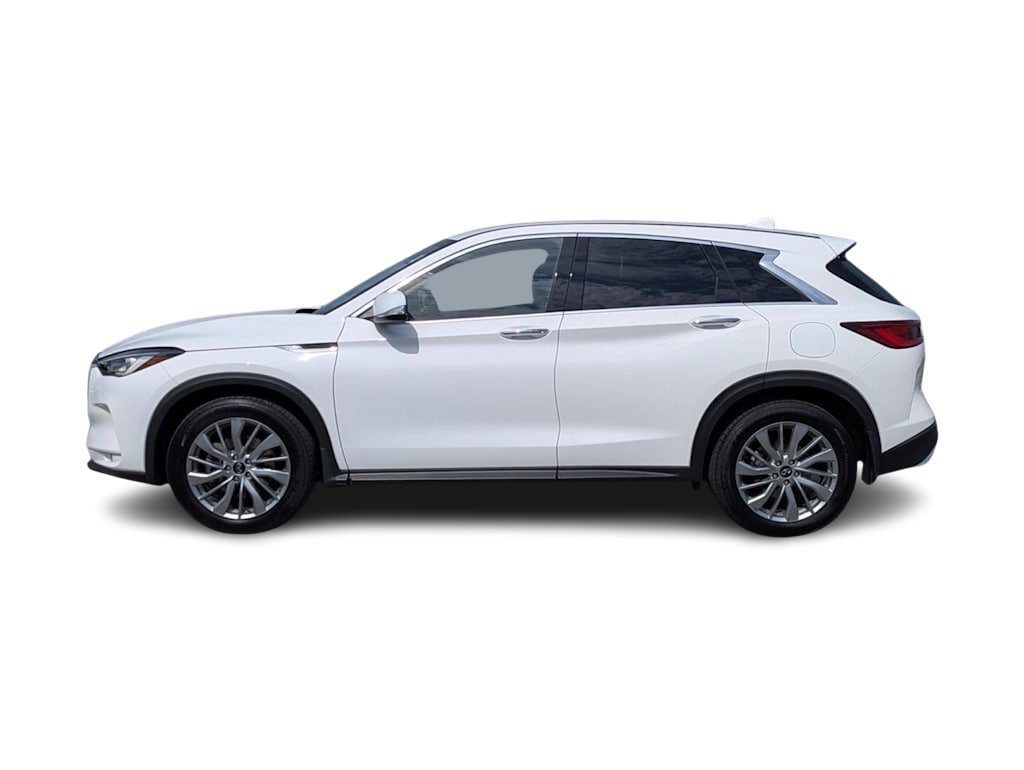 Thumbnail: 2024 INFINITI QX50 - 3